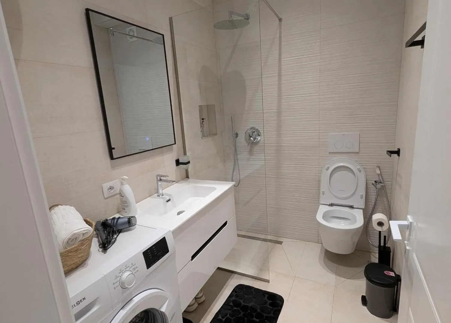 Ave'S Elegance Apartments Tirana 0*,  Albania